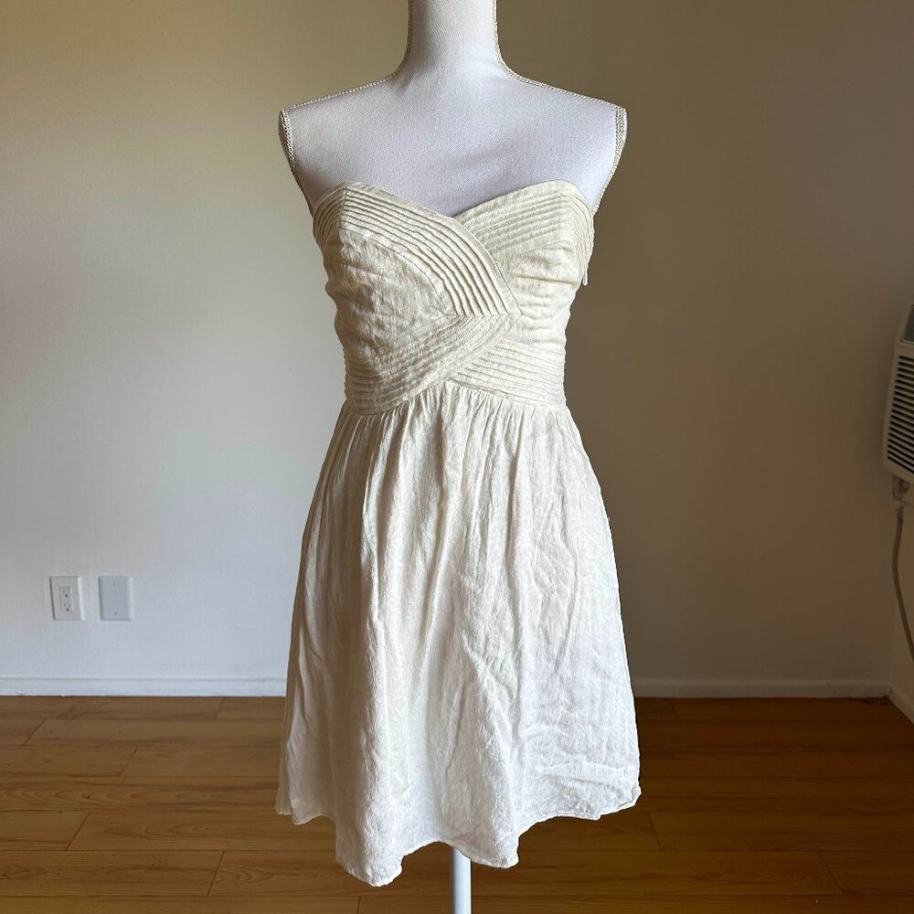 Kimchi Blue Strapless Top in Ivory | Size M